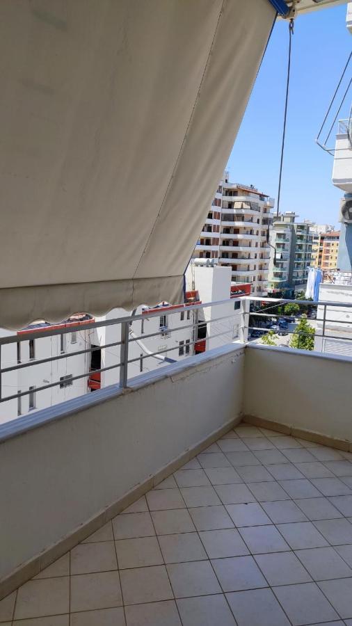 Lolu Apartment Plus Privat Parking Vlore Ngoại thất bức ảnh